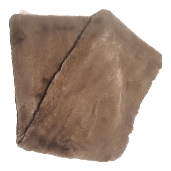 NEW Brown Deluxe Faux Fur Scarf - Picture 5 of 8